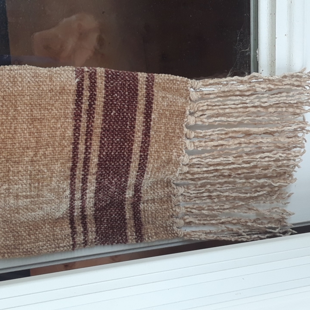 woman's scarf